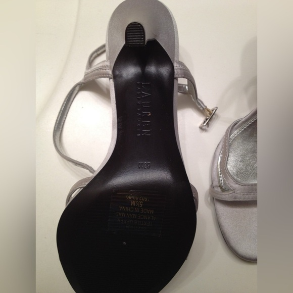 Lauren by Ralph Lauren silver strappy sandals sz 5.5 - Picture 2 of 5